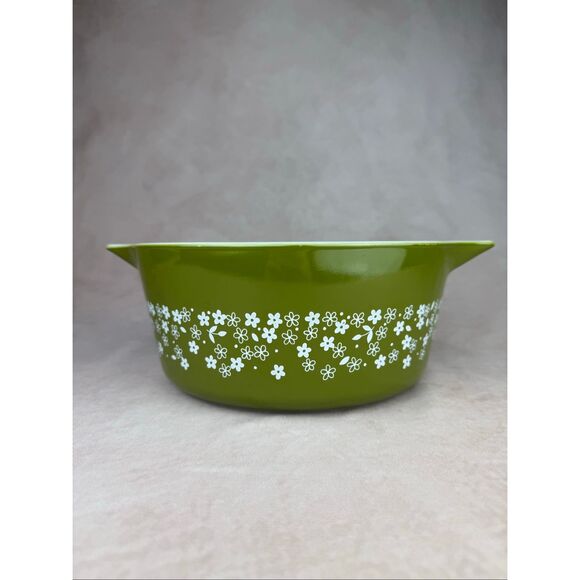 Vintage Pyrex Spring Blossom 475-B Mixing Bowl Green Flowers Pattern - Picture 1 of 11